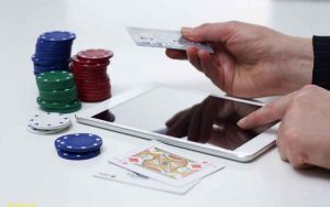 UK’s Government Considering Ban of Credit Card Gambling